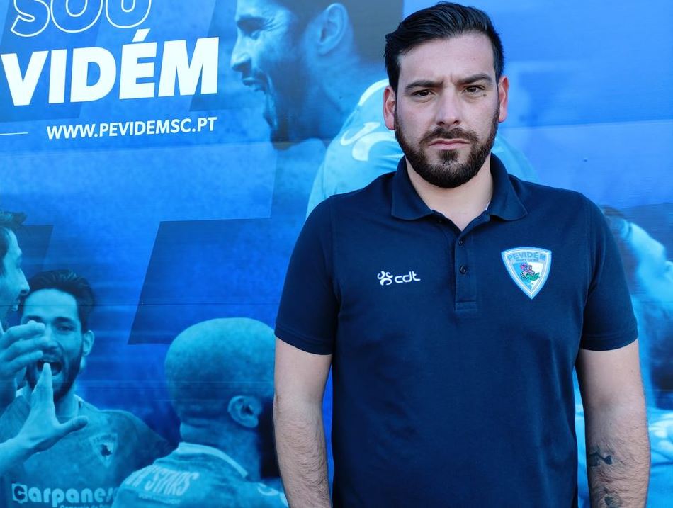 André Ribeiro é o novo treinador do Pevidém - Desportivo Vale do Homem
