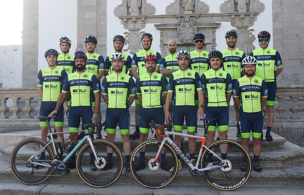 Apresentada Oficialmente Nova Equipa O Clube De Ciclismo De Rendufe Apresentada Oficialmente Nova Equipa O Clube De Ciclismo De Rendufe