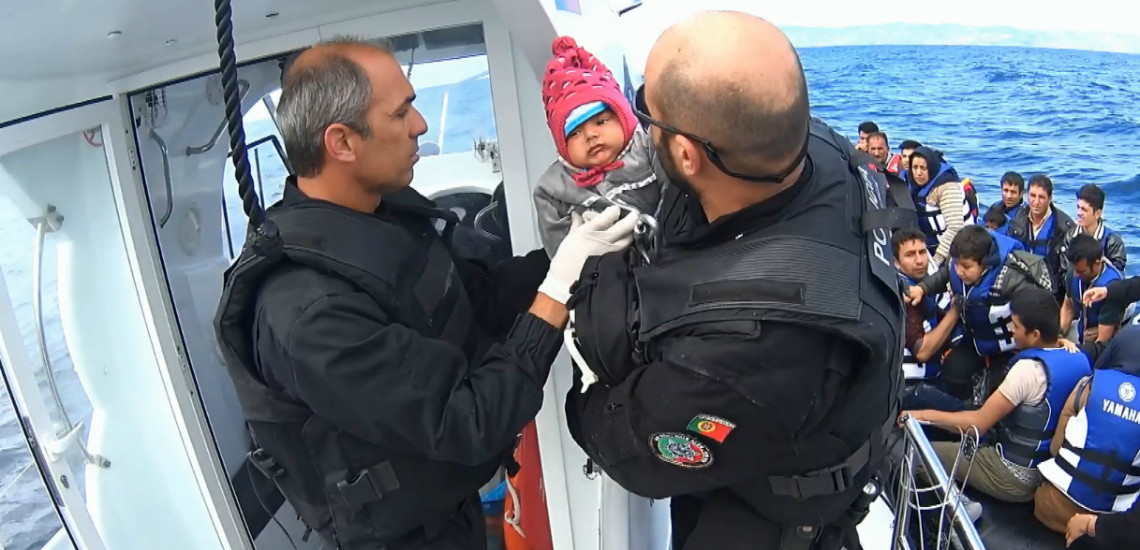 Polícia Marítima resgata mais de 1800 emigrantes e refugiados em três meses na Grécia