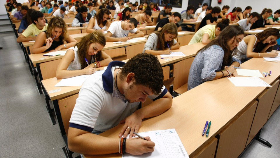Ministério da Educação anuncia provas de aferição no 2º, 5.º e 8.º ano e exames no 9.º