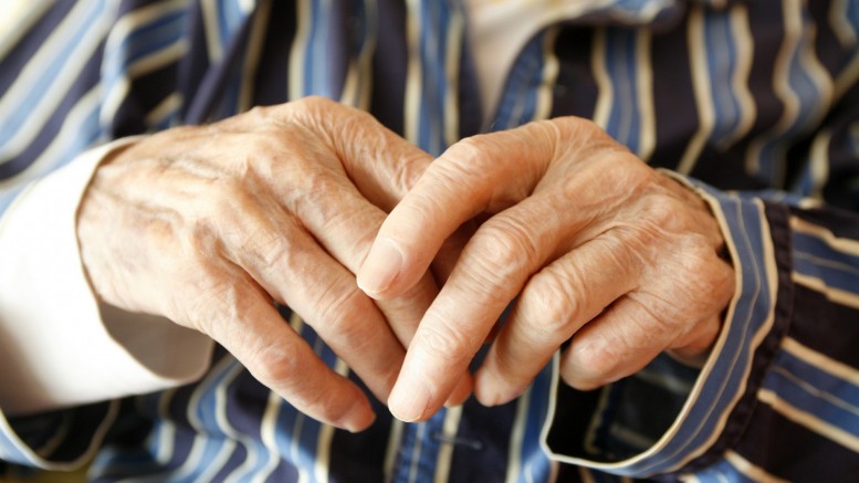 Cientistas da Universidade Nova descobrem proteína chave na doença de Parkinson