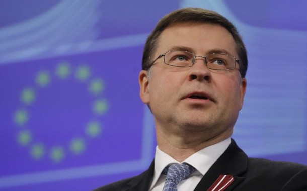 Bruxelas pede explicações a Portugal sobre Orçamento do Estado para 2016