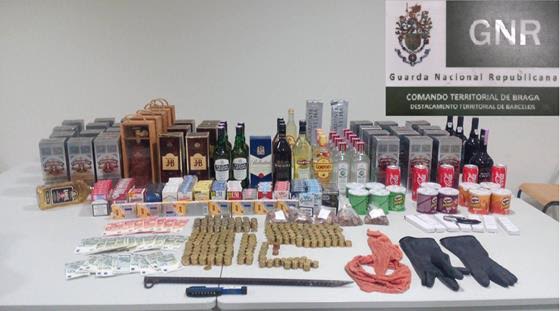 GNR de Barcelos e Esposende apanham com ‘a boca na botija’ conhecido assaltante de estabelecimentos comerciais