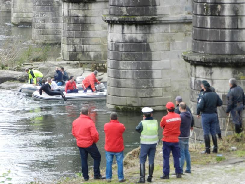 Guardas da GNR de Braga atiraram-se ao rio para impedir que mulher se afogasse no Cávado