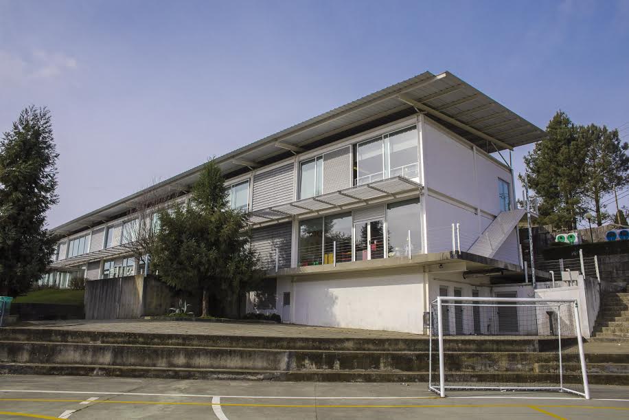 Crianças carenciadas do Douro recebem apoio ao estudo de colegas do Colégio Luso-Internacional de Braga