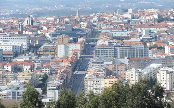 Câmara de Braga transfere 180 mil euros para obras em Adaúfe e Ruílhe