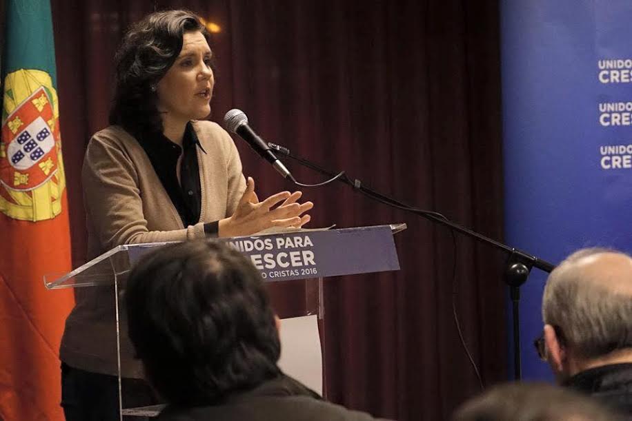 Assunção Cristas, ao lado de Nuno Melo e Altino Bessa, apresenta em Braga mote da candidatura à presidência do CDS/PP