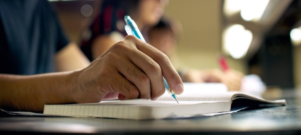 Regime que permite declarar despesas de saúde ou educação no IRS em vigor amanhã