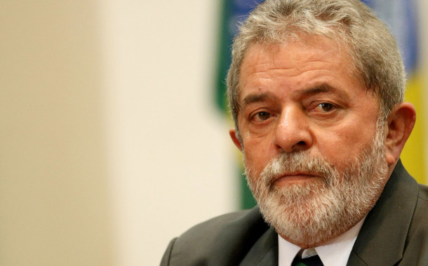 Lula da Silva detido pela polícia federal brasileira em caso de corrupção e lavagem de dinheiro