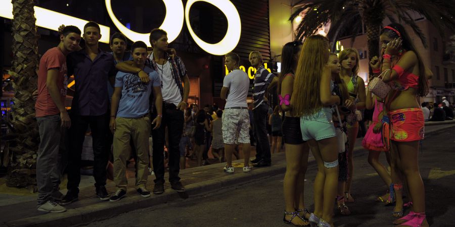 GNR fiscaliza milhares de alunos nas viagens de finalistas em cooperação com a Guardia Civil espanhola
