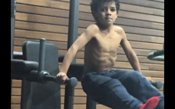 Cristianinho ‘CR7’ copia pai no ginásio