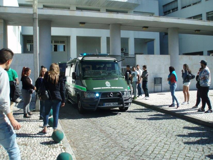 Um filho menor de Leonor Cipriano e um cadastrado julgados por quatro assaltos em Vila Verde