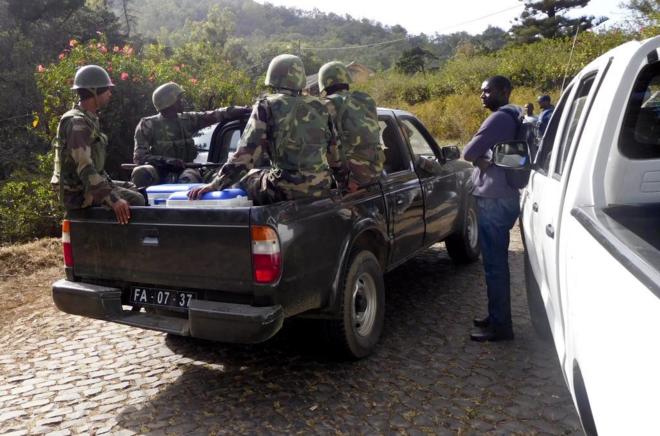 Presidente de Cabo Verde acompanha investigação a 11 mortes em posto militar; aeroportos abertos