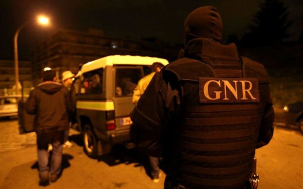 GNR de Braga apanha suspeito de tráfico de droga em Frossos