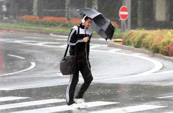 Fim-de-semana com chuva, vento forte e queda de neve interrompe Primavera