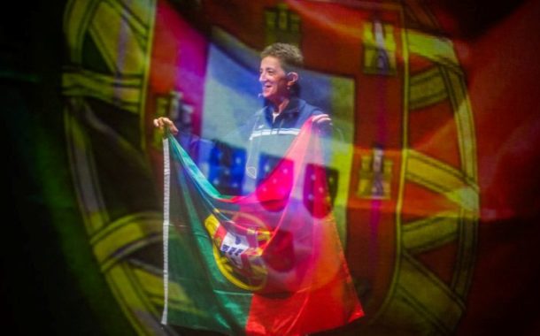 RIO 2016: Rosa Mota transporta a tocha olímpica a partir da cidade grega de Maratona