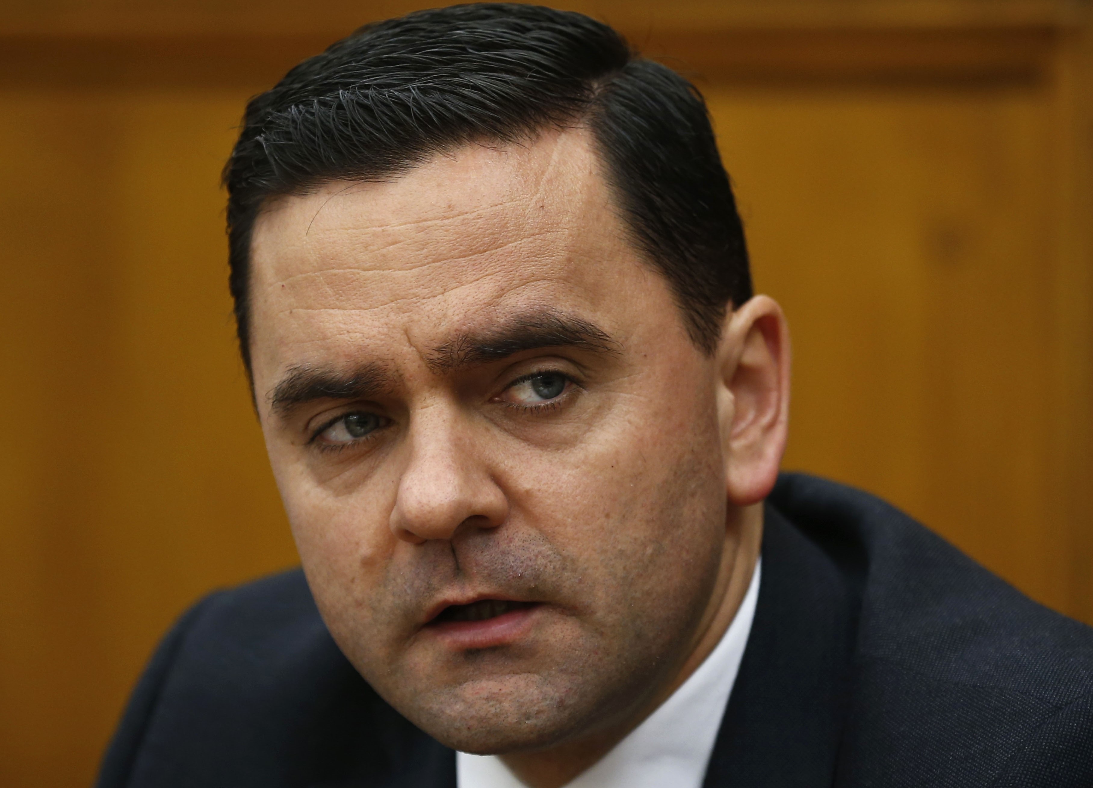 Governo anuncia incentivos de 450 milhões às empresas