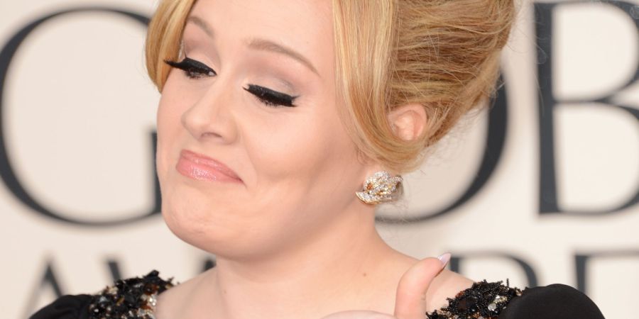 Adele é a artista britânica mais rica da história com 107 milhões de euros