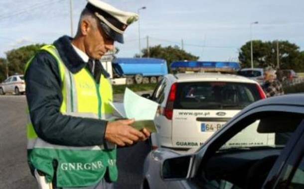 Dois mortos em acidentes de viação nas últimas 12 horas
