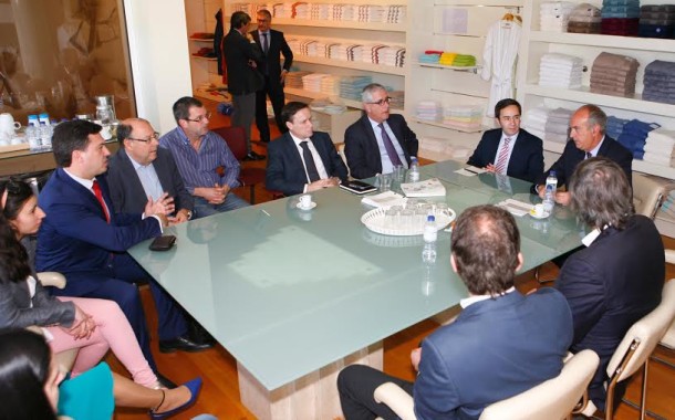 Deputados do PSD  de Braga visitaram têxteis: europeus e americanos exigem ‘made in Portugal’