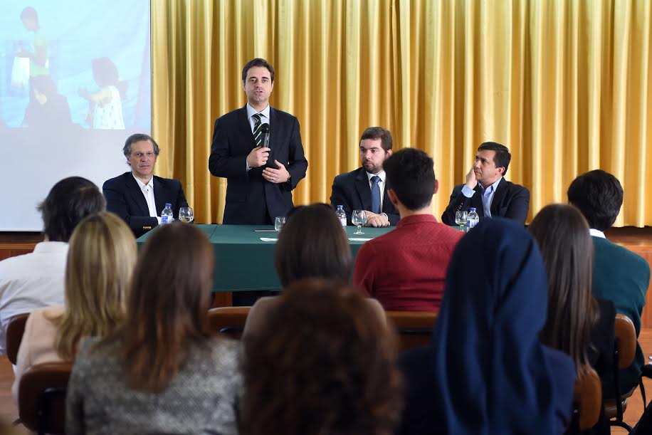 “Portugal dá exemplo de cooperação institucional no apoio aos refugiados”, diz Ricardo Rio