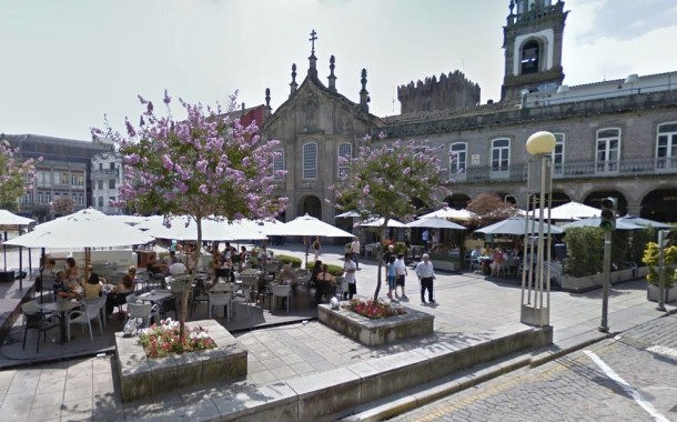 Esplanadas de Braga abertas até às 2 da manhã no Verão com vigilância da Policia Municipal; CDU vota contra