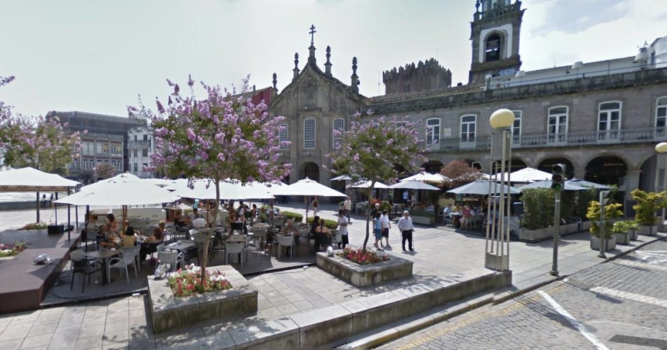 Esplanadas de Braga abertas até às 2 da manhã no Verão com vigilância da Policia Municipal; CDU vota contra