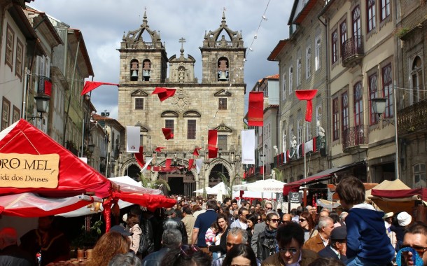 'Braga Romana' condiciona trânsito e estacionamento