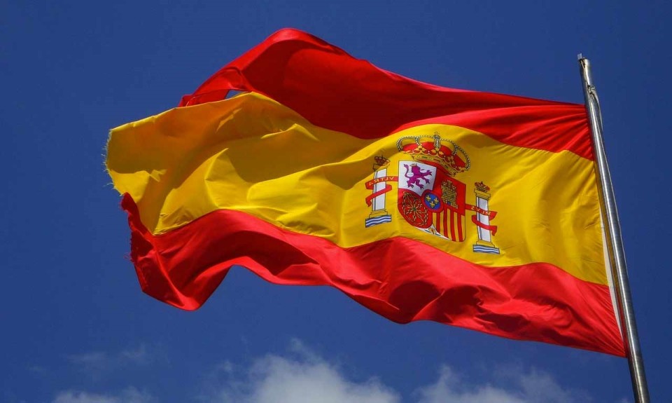 Espanha: a um mês das eleições, sondagem dá tudo na mesma