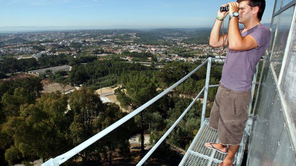 Floresta Segura da GNR activou 72 postos de vigia para detectar fogos; número sobe para 230 em Julho