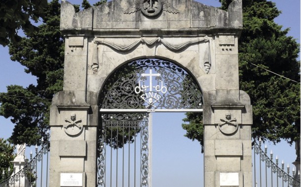 Obra mostra arte tumular do cemitério de Monte D’ Arcos e destaca personalidades da sociedade bracarense