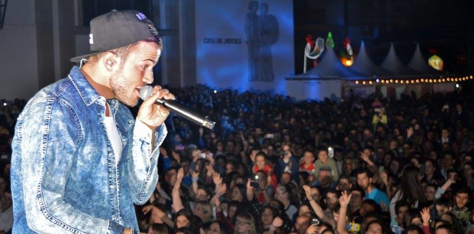 David Carreira arrastou um mar de gente até Vila Verde