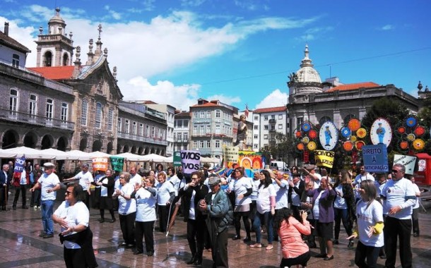 Instituições de Terras de Bouro participaram em 'flash mob' para alertar para maus-­tratos a idosos