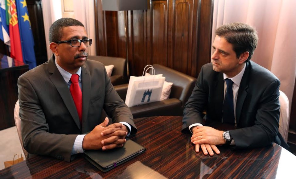 Ricardo Rio recebeu homólogo de Ribeira Brava, Cabo Verde; parcerias na área do desporto e economia na agenda