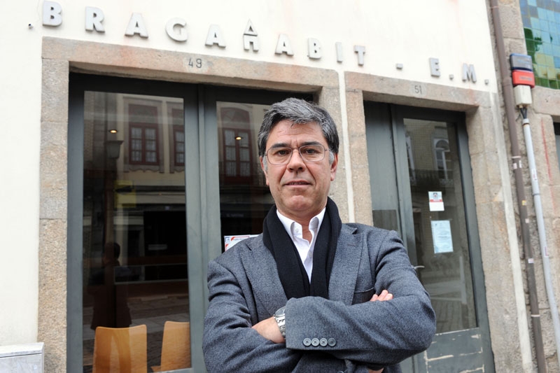CEM acusa administrador de BragaHabit de discriminação étnica