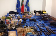 PJ detém 11 pessoas por tráfico de armas de guerra, shotguns e carabinas