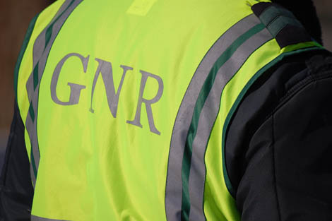 Agrediu dois ‘gnr's’’ que e apanhou um ano e quatro meses de prisão efetiva