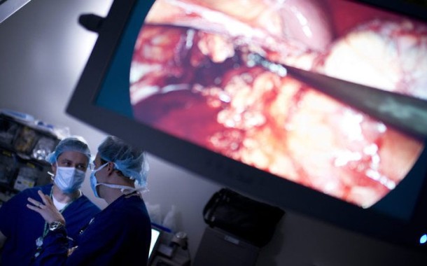 Hospitais públicos aderem às cirurgias adicionais para evitar ‘fugas’ para o privado