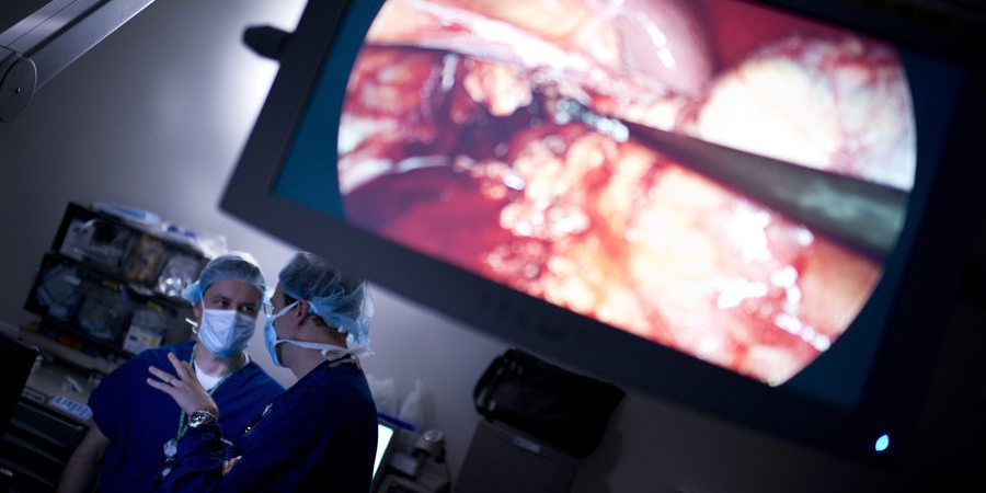 Hospitais públicos aderem às cirurgias adicionais para evitar ‘fugas’ para o privado