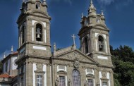 Coro Académico da UMinho dá este sábado (21h30) concerto nos escadórios do Bom Jesus