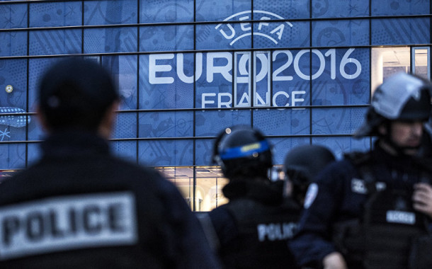 Polícia francesa já deteve mais de mil adeptos e o Euro 2016 ainda não chegou ao fim