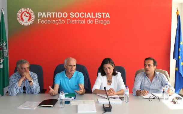 Ana Catarina Mendes reúne com ‘Distrital’ de Braga do PS “para ajudar a encontrar soluções”