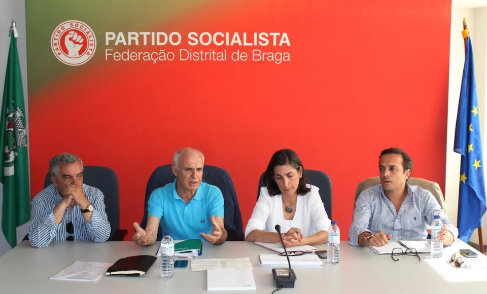 Ana Catarina Mendes reúne com ‘Distrital’ de Braga do PS “para ajudar a encontrar soluções”