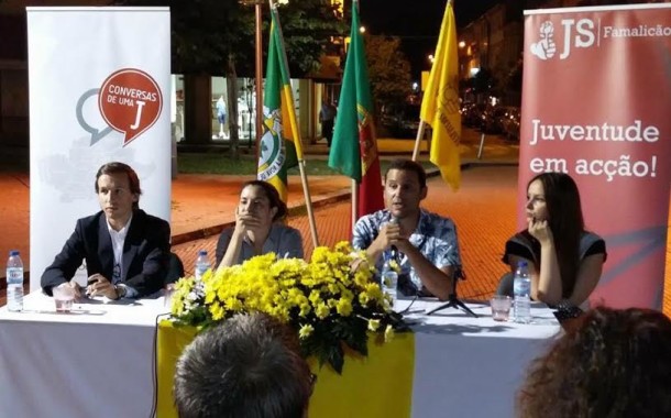 PS e BE falaram da ‘Geringoça’, em Famalicão, no arranque do roteiro 'Conversas de uma J’