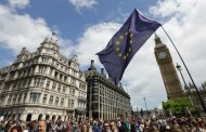Milhares marcham em Londres contra saída da UE