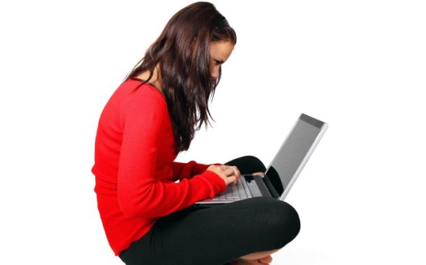 Jovens portugueses viciados no Facebook com níveis de saúde mental preocupantes