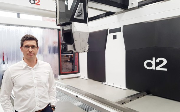 ECONOMIA (Oleiros): D2 Technology apresentou Monster 2/CNC 5 eixos para corte de mármore e granito