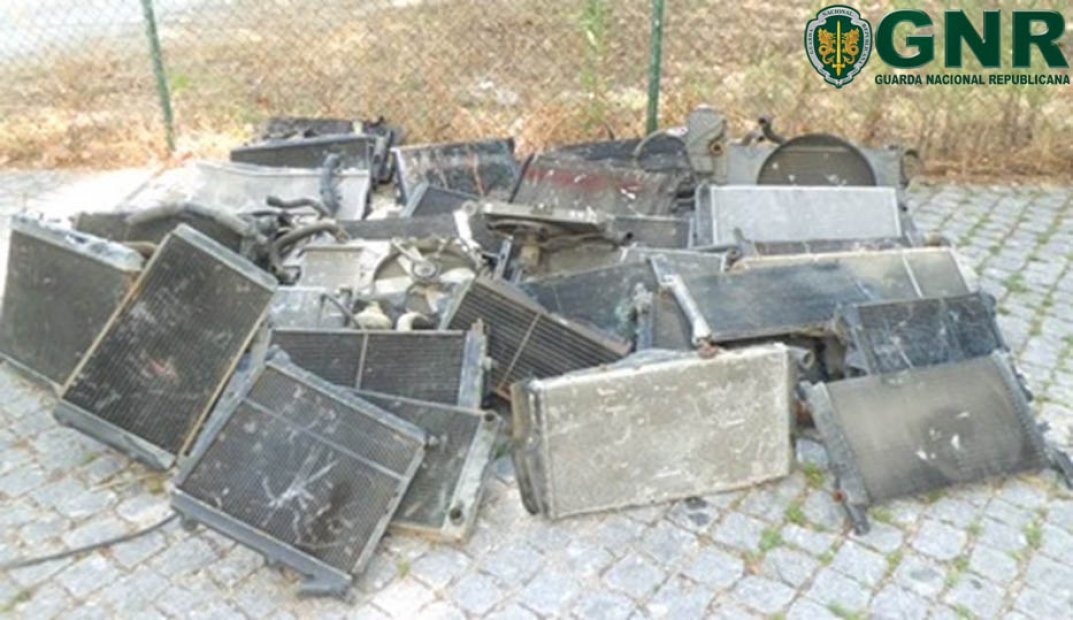 Cinco detidos por furto de 38 radiadores de carros