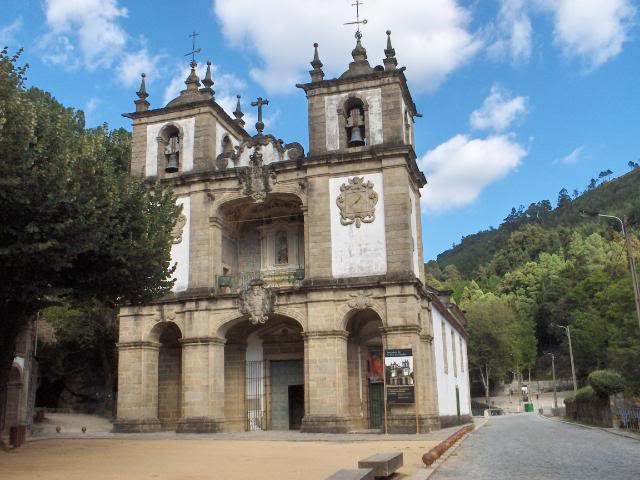 Câmara de Amares e Confraria celebram protocolo para candidatar requalificação do Santuário da Abadia