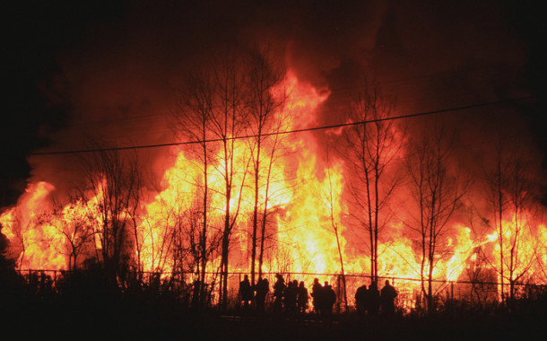 FOGOS: Cerca de 350 operacionais combatem 25 incêndios florestais no distrito de Braga